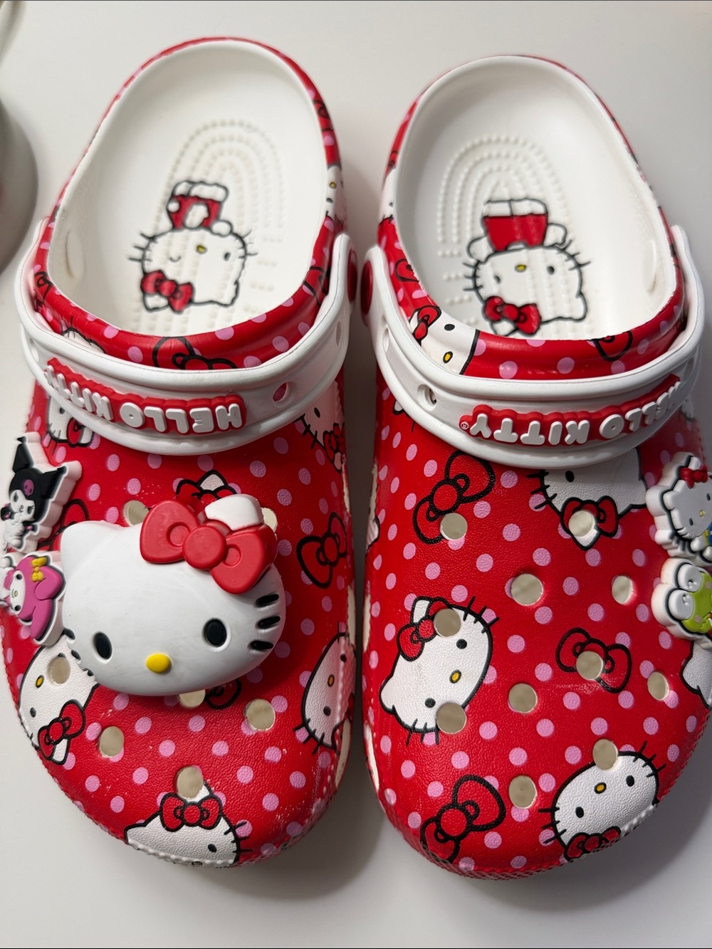 CROCS Kids Red and White Hello Kitty Polka Dot Clogs Size 9